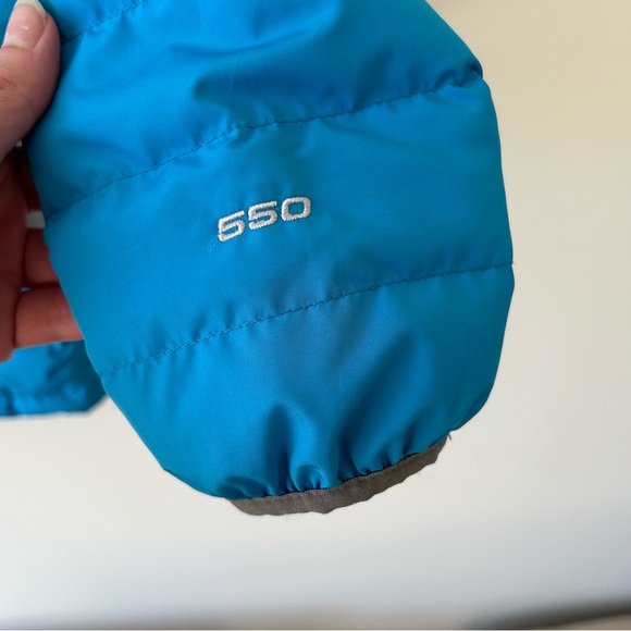 The North Face Lightweight Down Jacket - Picture 7 of 8